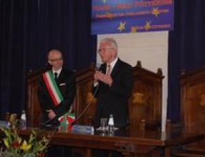assisi pres. parl.europeo.jpg