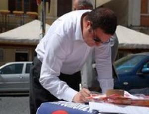benedetti firma.jpg