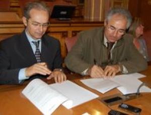 benigni firma.jpg