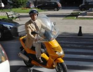 guasticchi scooter.jpg