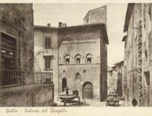 gubbio cartolina.jpg