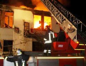 incendio pompieri.jpg