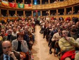 pavone sinistra.jpg