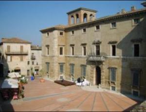 piazza cesi acquasparta.jpg