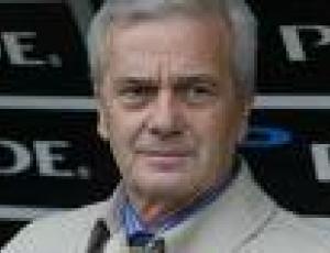simoni l..jpg
