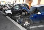 auto in fiamme.jpg